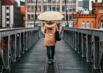 5 idei distractive pentru zile ploioase