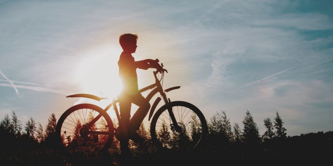 Mersul pe bicicletă la copii și cum îi înveți