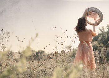 5 BENEFICII pe care le oferă SOLITUDINEA unui soţ