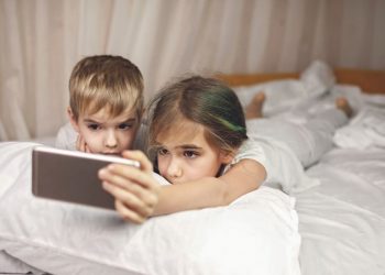 6 PLUSURI-MINUSURI ale folosirii smartphone