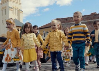 Iisus iti vede pasii