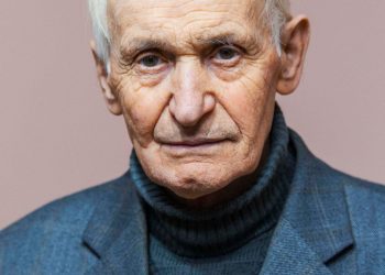 24. Nicolae Ile - Pe genunchi în mină